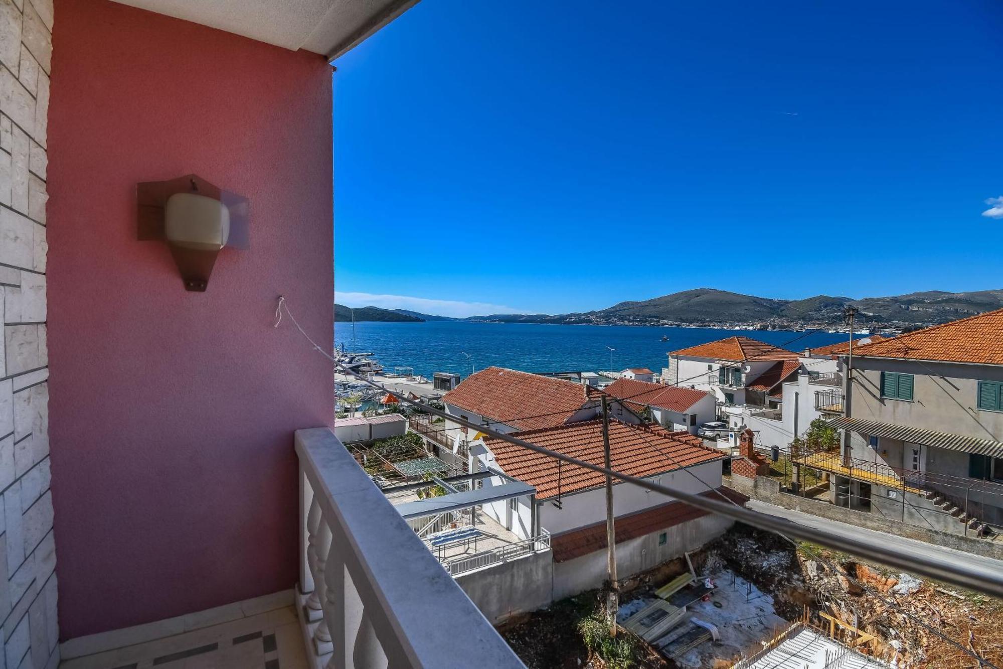 Apartments Anna Trogir Luaran gambar