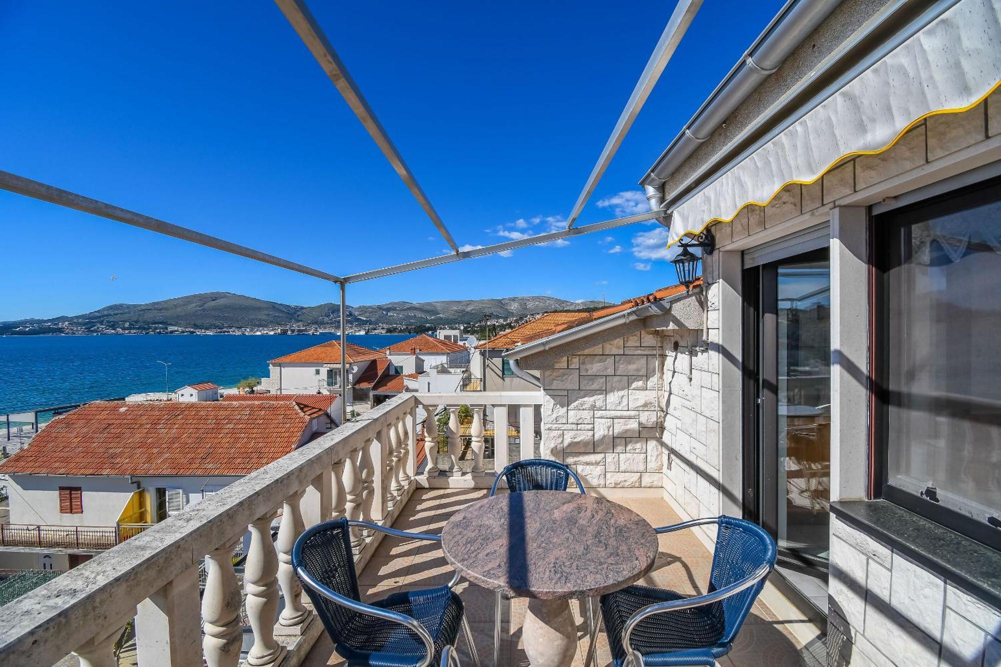 Apartments Anna Trogir Luaran gambar