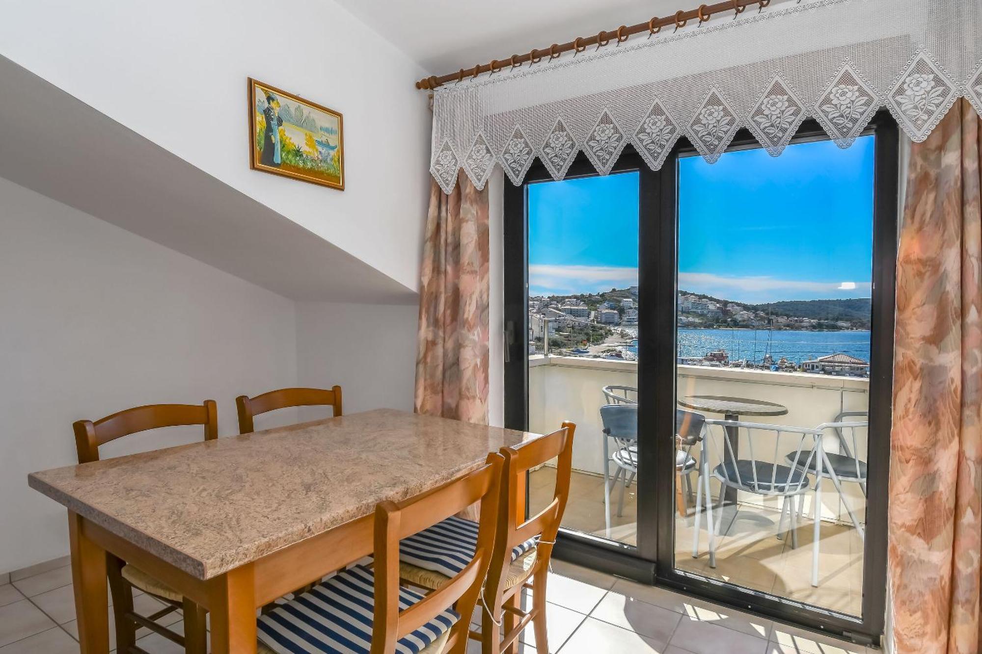 Apartments Anna Trogir Luaran gambar